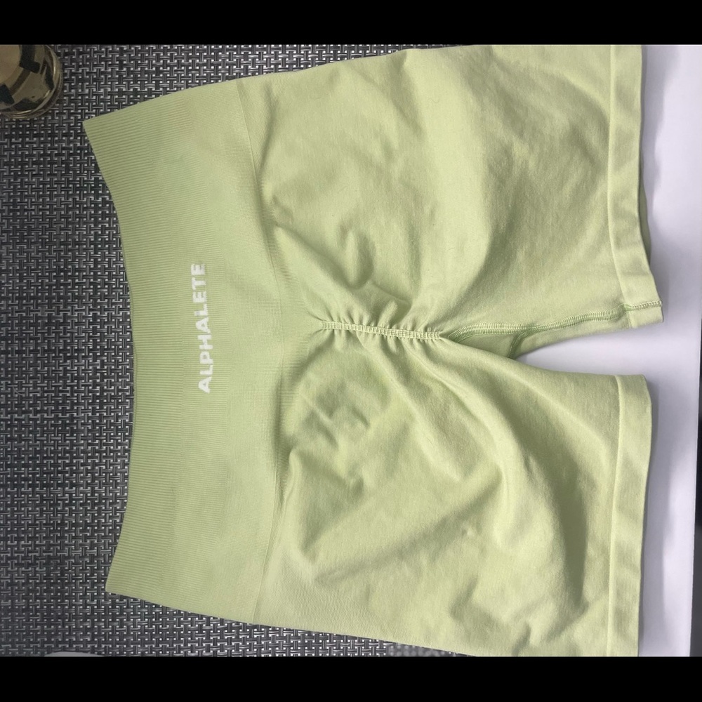 SOLD SOLD DO NOT BUY Amplify Shorts Frozen Spring
